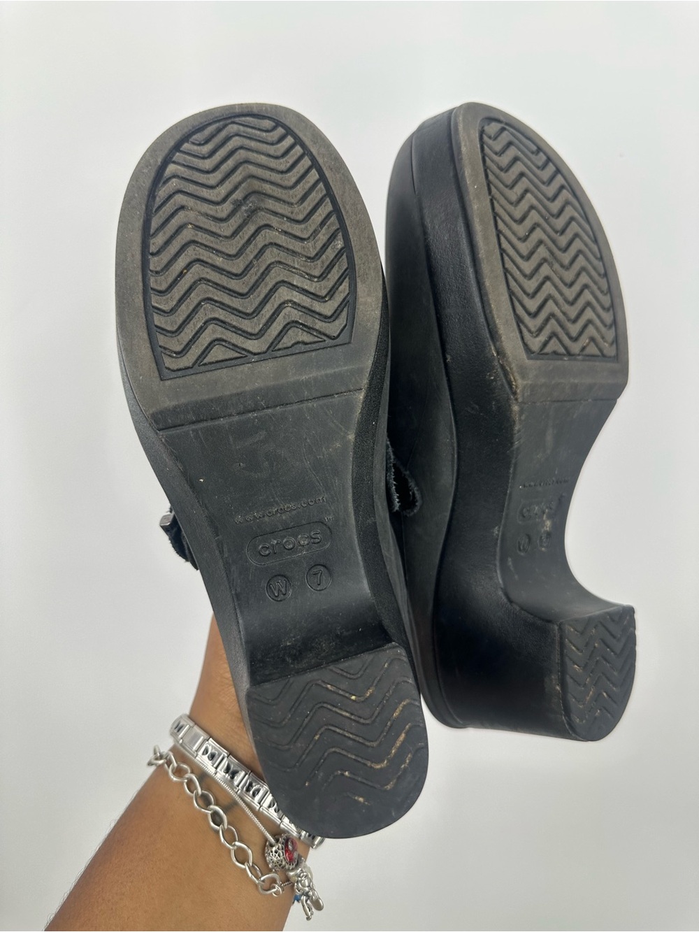 Crocs Black Sarah Clog Mule Size Women's 7 Platforms Chunky Grunge - Picture 8 of 10